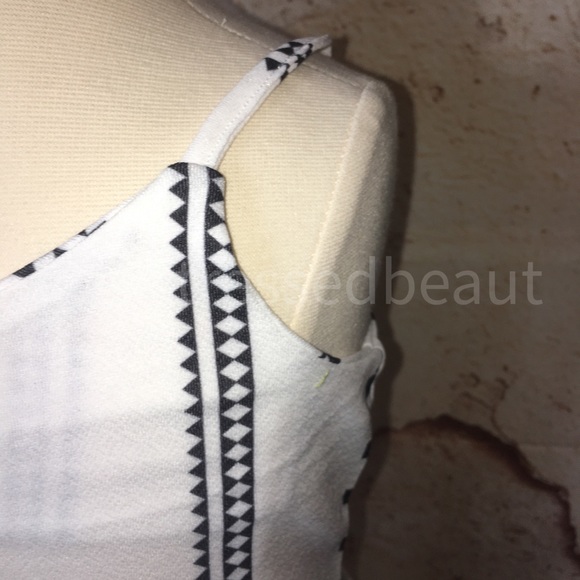 ❌ White Black Retro Barbie 2PC Pant Set - Picture 11 of 16